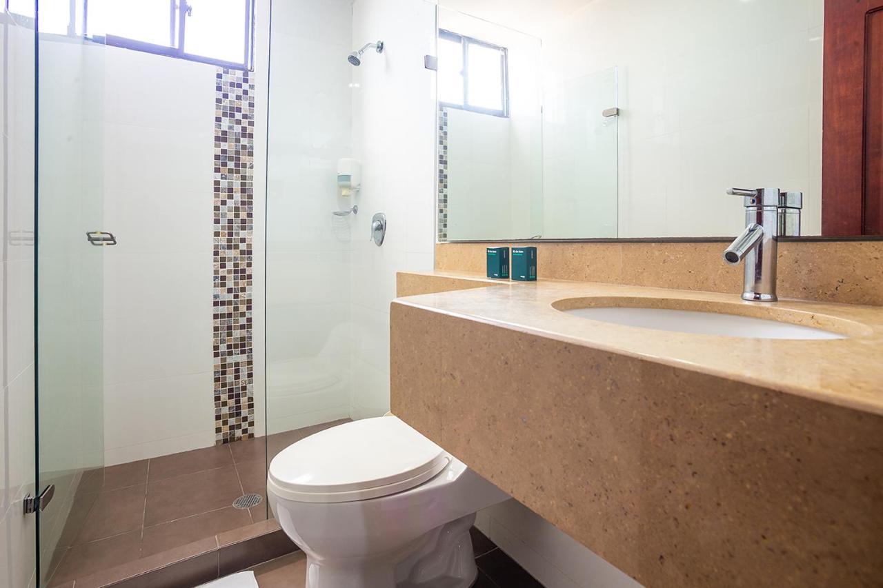 Ayenda Hotel Carivdi Sincelejo Buitenkant foto